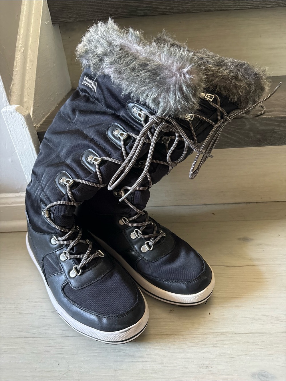 Cougar Women's Black Winter Lace-Up Fur-Trim Snow Boots